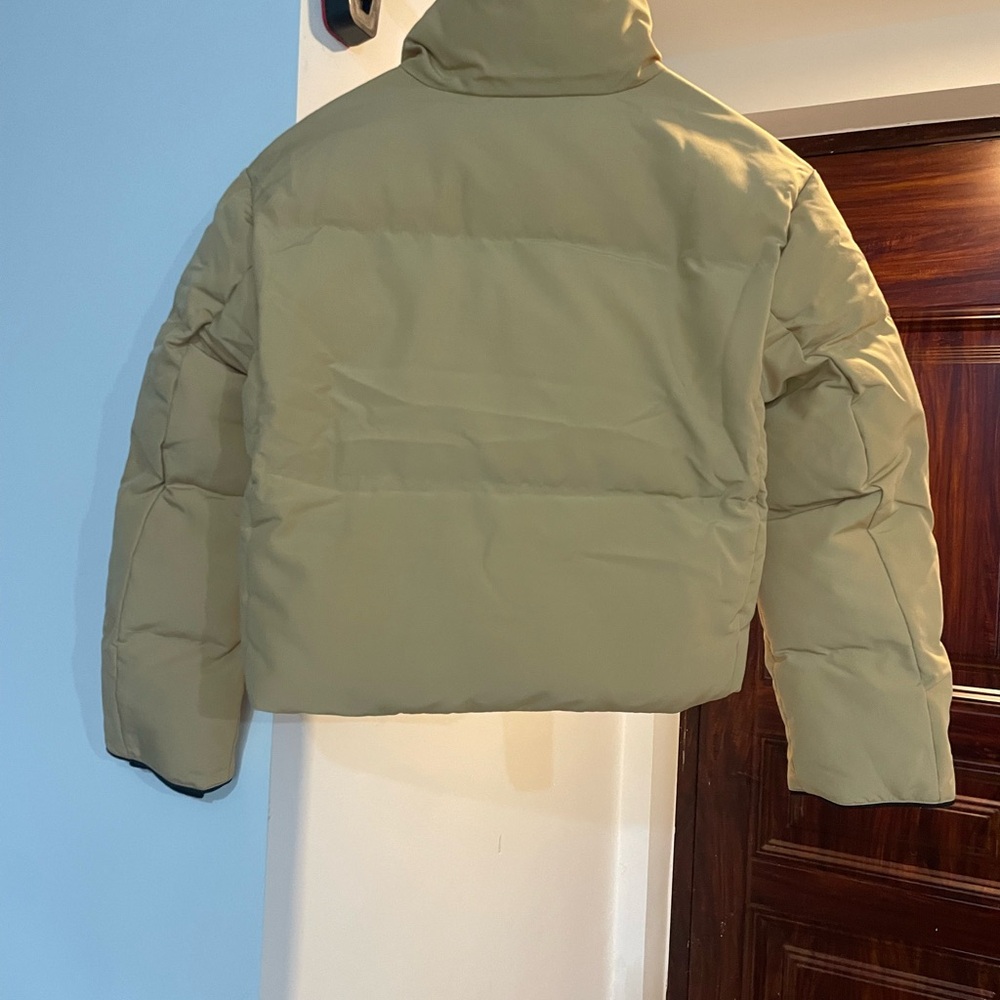 Canada Goose Tan Cropped Puffer Jacket - Picture 15 of 16
